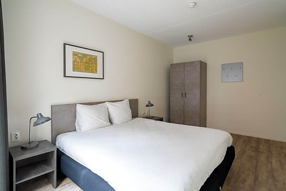 YAYS Amsterdam Prince Island by Numa