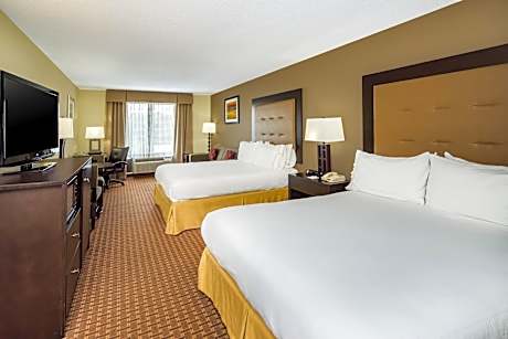 2 Queen Beds Executive Non-Smoking