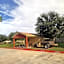 Cotulla Whitten Inn