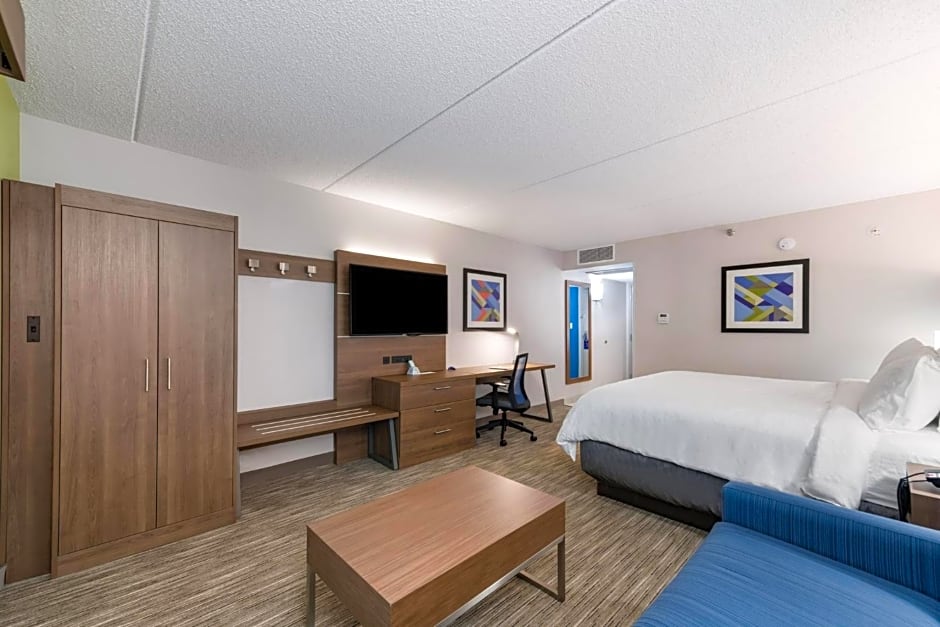 Holiday Inn Express Naperville By IHG