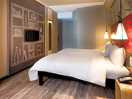 Standard Room With 2 Single Beds