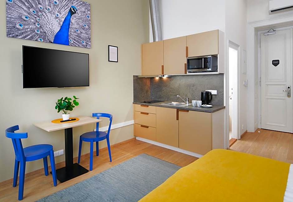 City Nest Apartments by Adrez