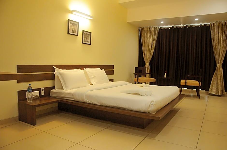 Hotel 3 Leaves