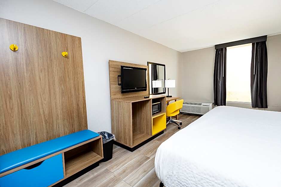 Days Inn by Wyndham Sharonville