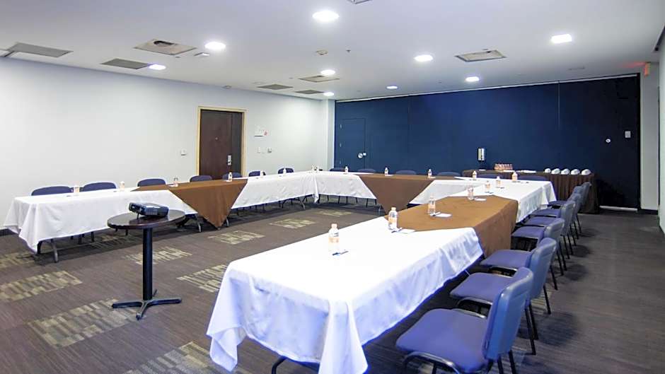 Holiday Inn Express Mexico Santa Fe By IHG