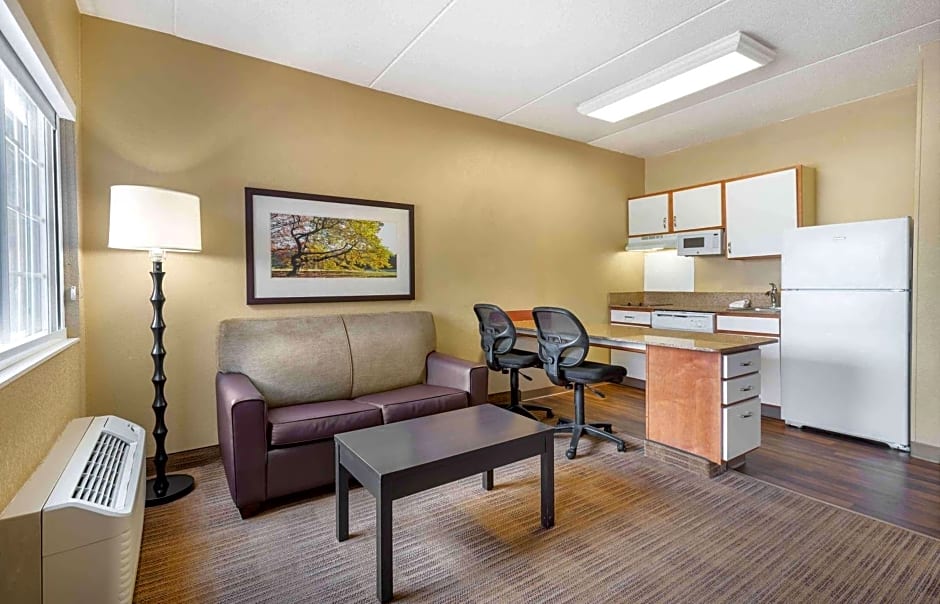 Extended Stay America Suites - Secaucus - New York City Area