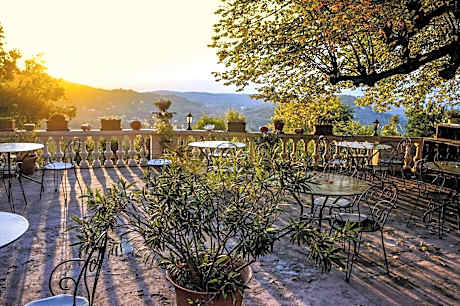 Logis Hôtel La Bellaudière