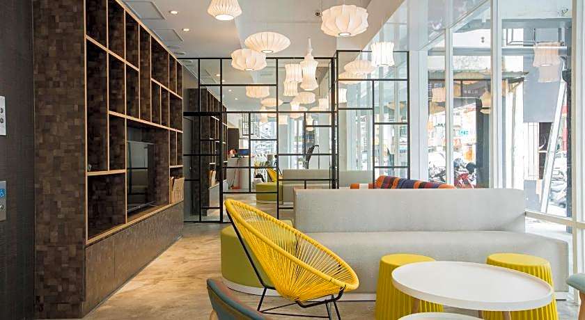 Single Inn - Kaohsiung Station