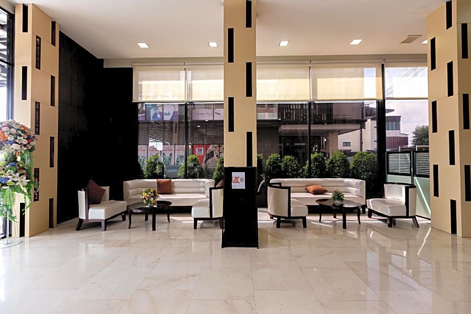 Grand Ratchapruek Hotel