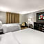 Red Roof PLUS+ & Suites Knoxville West-Cedar Bluff