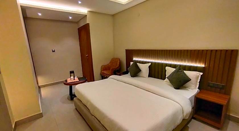Hotel Gagan Plaza