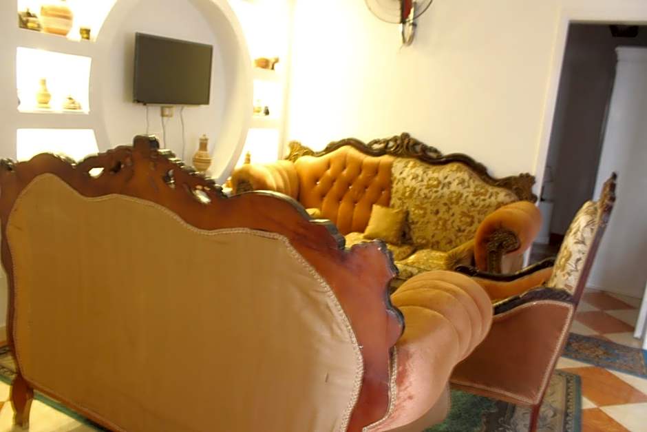 Mama Africa Apts & Studios