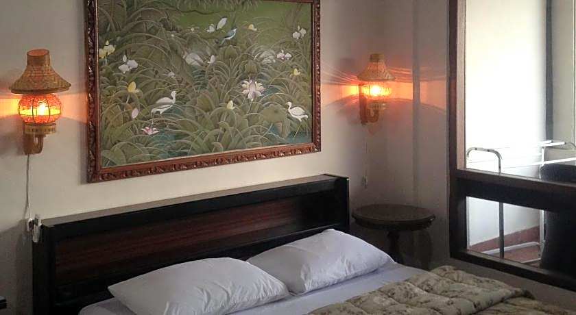 Dewa Bharata Bungalows Candidasa