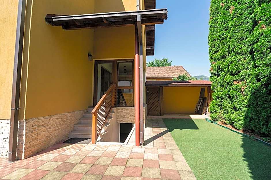 Boutique Casa Galbena