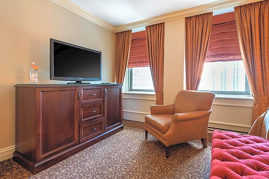 Omni William Penn Hotel