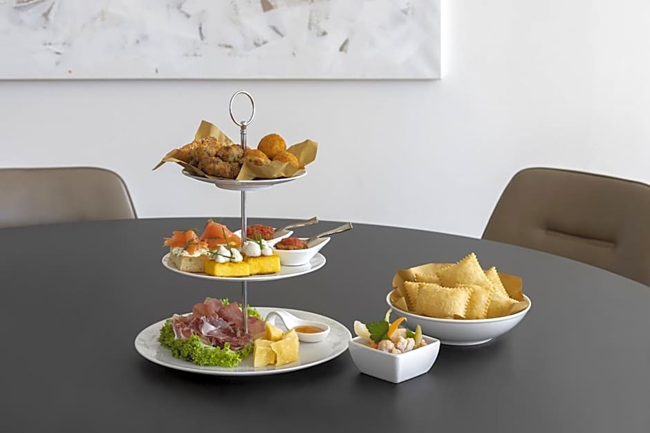 Hotel Lago Maggiore - Welcome!