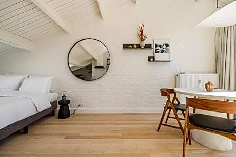 Studio with Terrace