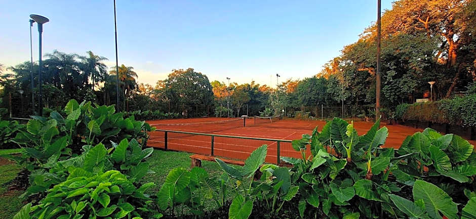 Hotel Raices Esturion