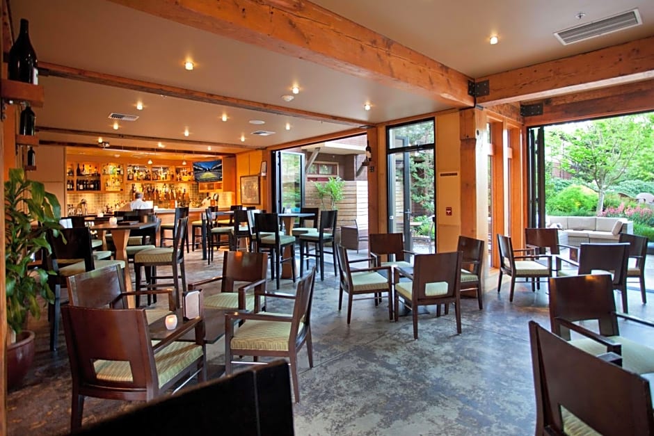 Willows Lodge
