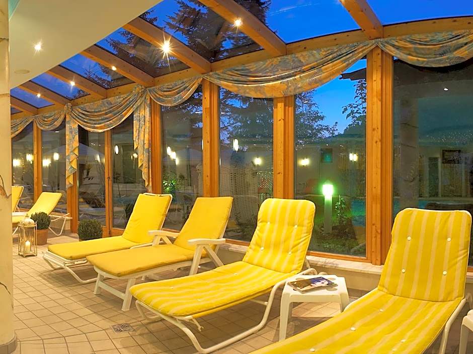 Wohlfühl & Genusshotel Felsenhof