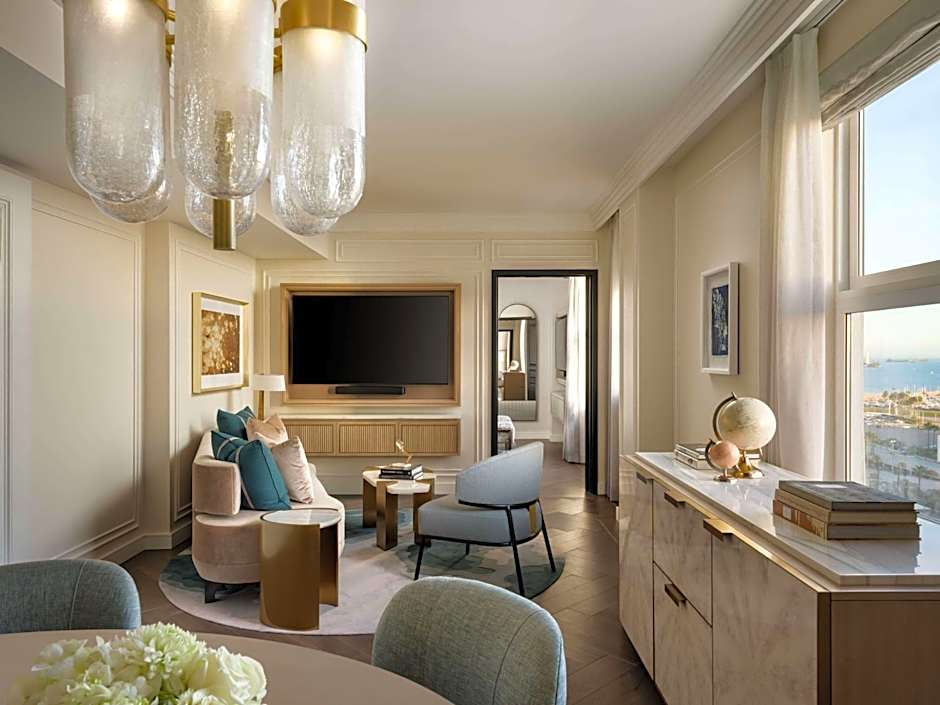 Fairmont Breakers Long Beach