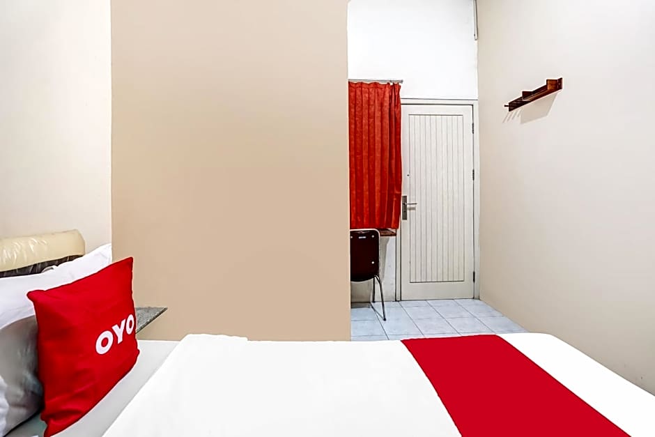 OYO 91361 Benlin D'kost Syariah