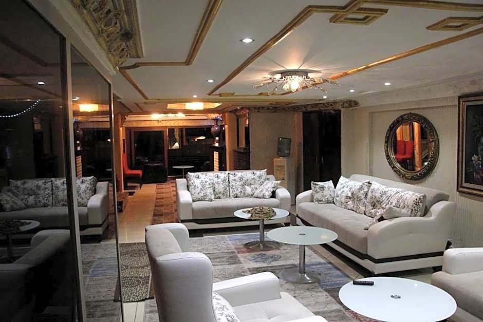 Yavuz Hotel