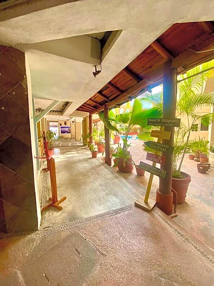 Hotel Zihuatanejo Centro