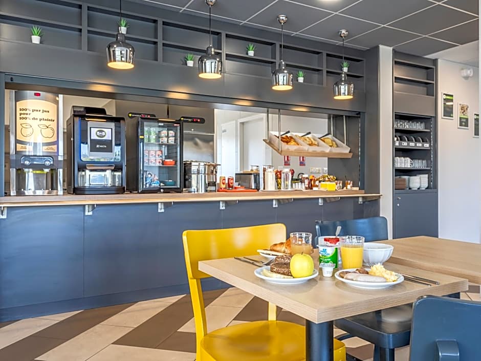 B&B HOTEL Saint-Martin-de-Crau Alpilles Camargue