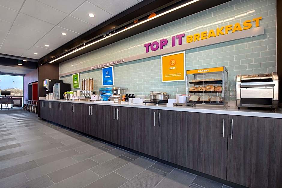 Tru by Hilton Anderson