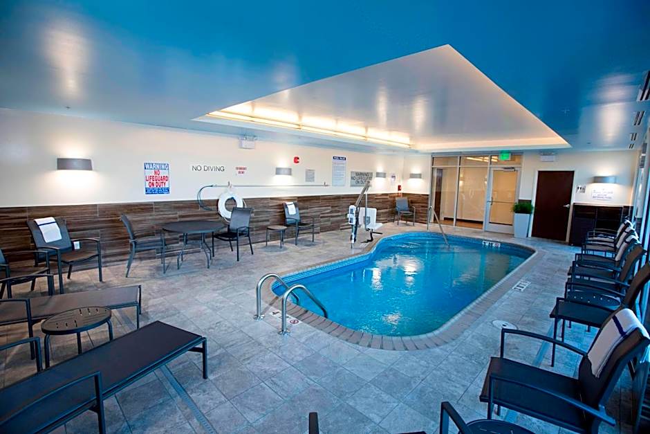 Fairfield Inn & Suites by Marriott Detroit Lakes