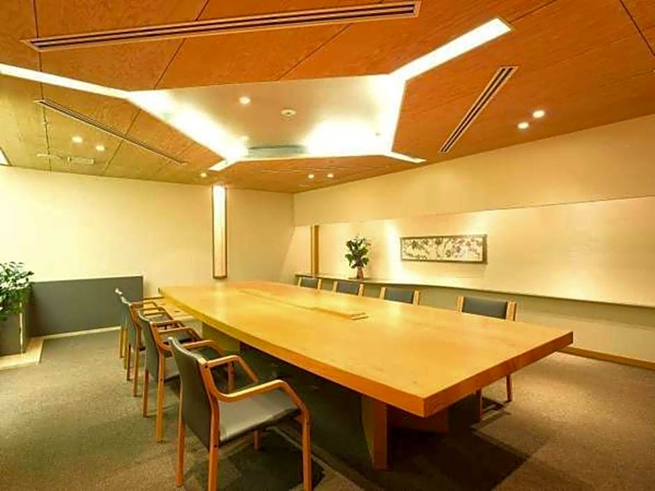 Fukuyama New Castle Hotel