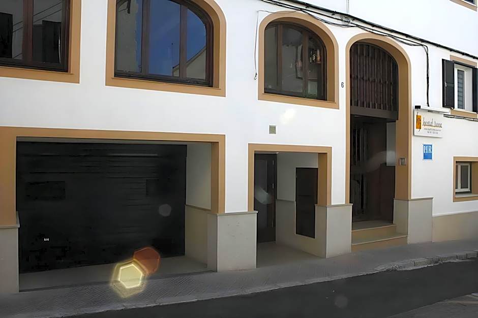 Hostal Jume - Urban Rooms