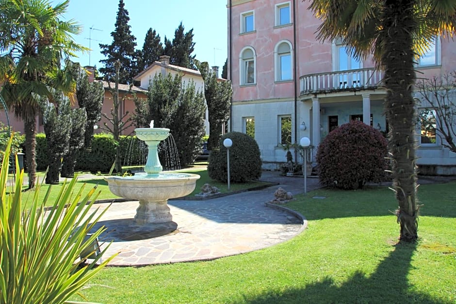 Park Hotel Villa Leon d'Oro