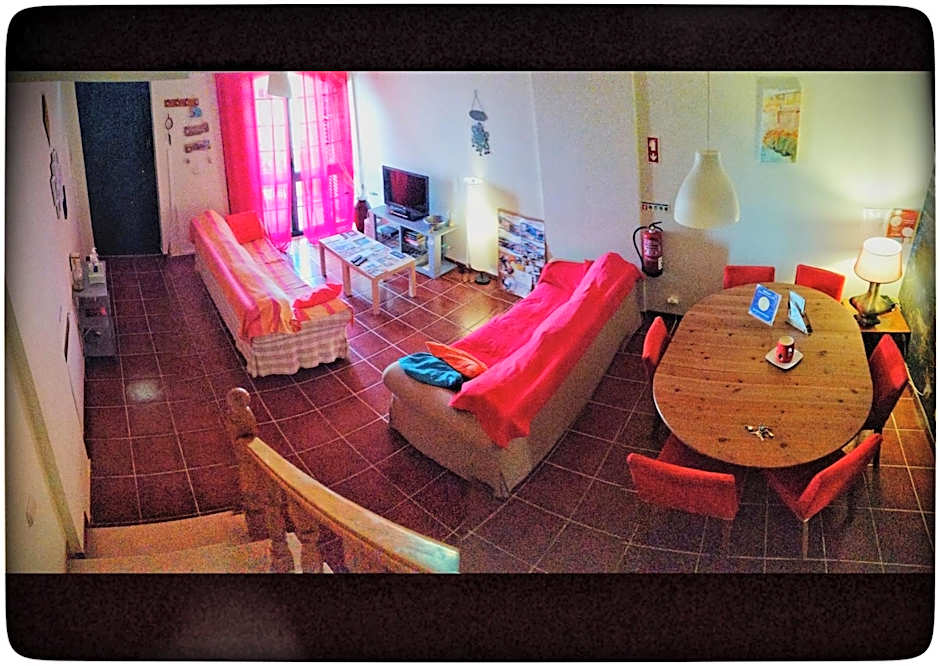 Supertubos Beach Hostel