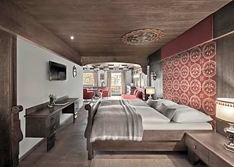 Junior Suite with Balcony