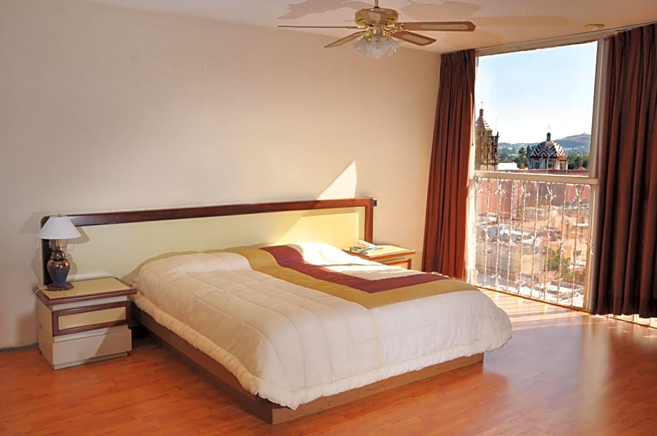 Hotel El Monte