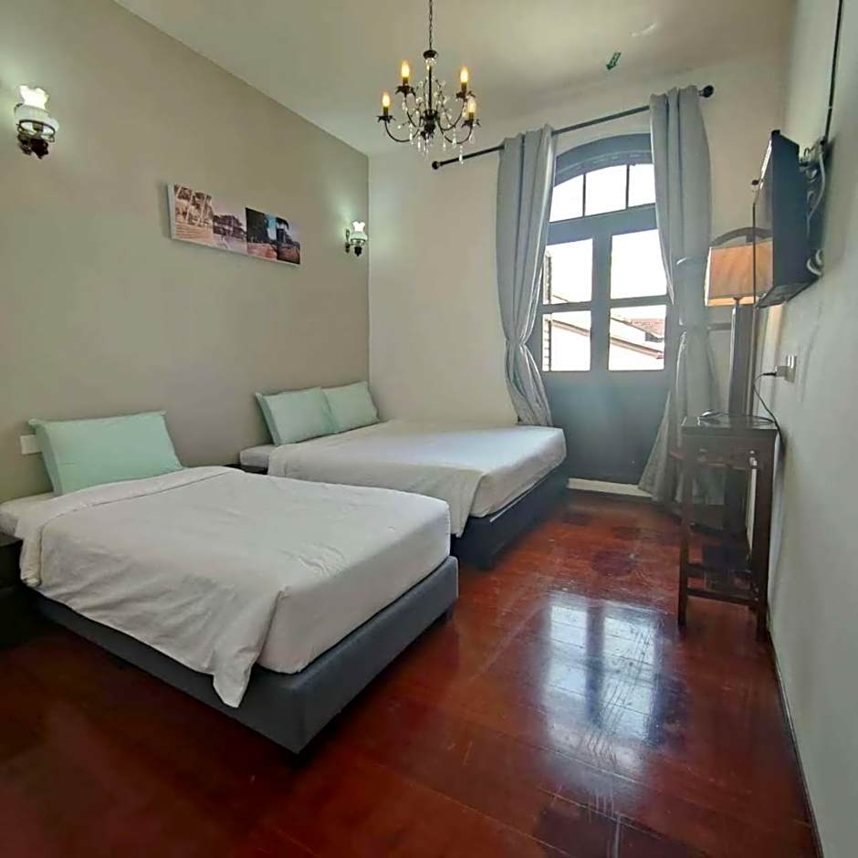 Carnarvon Heritge Lodge