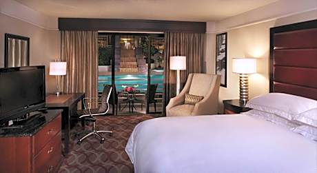 King Room with Pool View