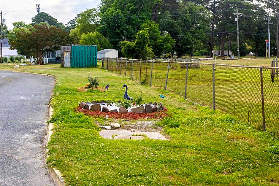 Atlantic Shores Inn and Suites