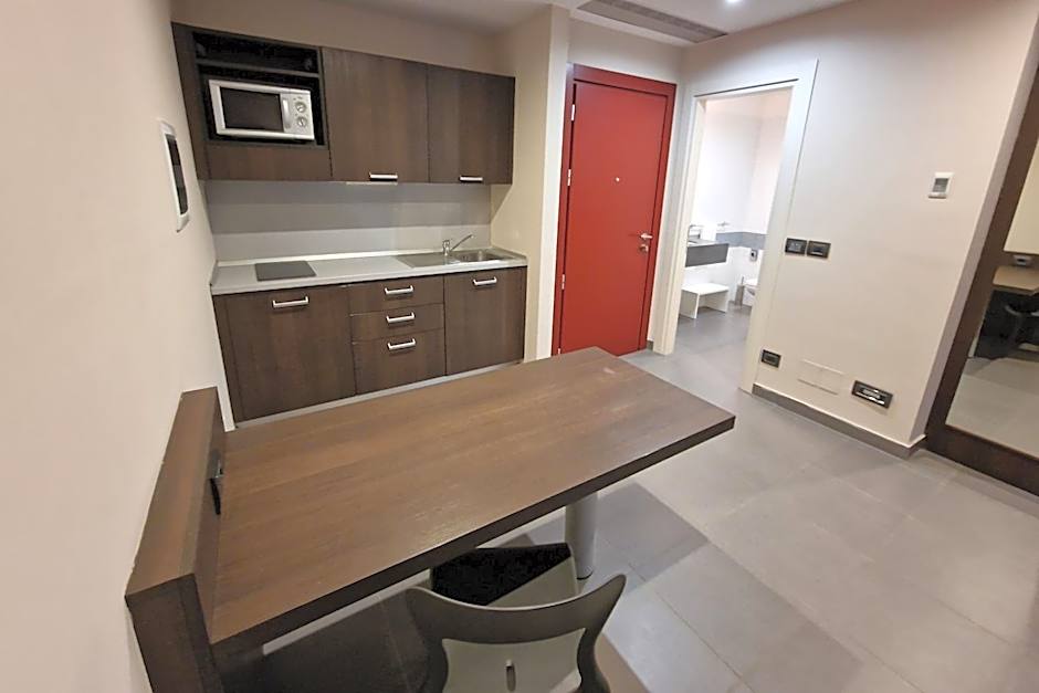 Inn Naples Airport