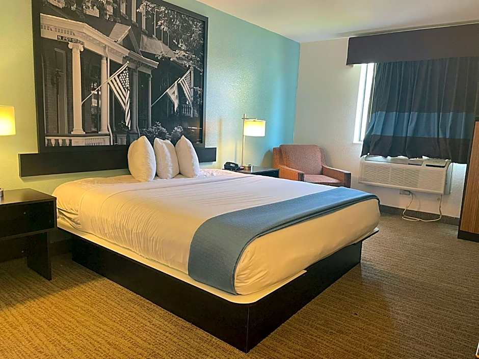 Super 8 by Wyndham Lynchburg VA