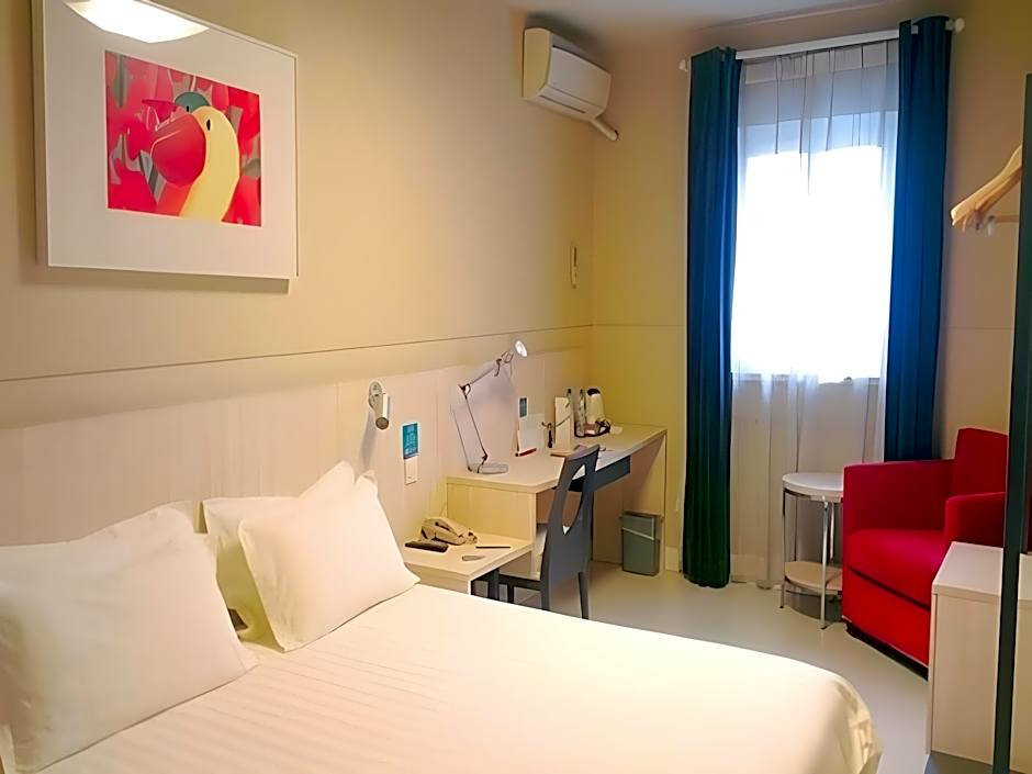 Magnotel Hotel Nanchang Minde Road Bayi Hall