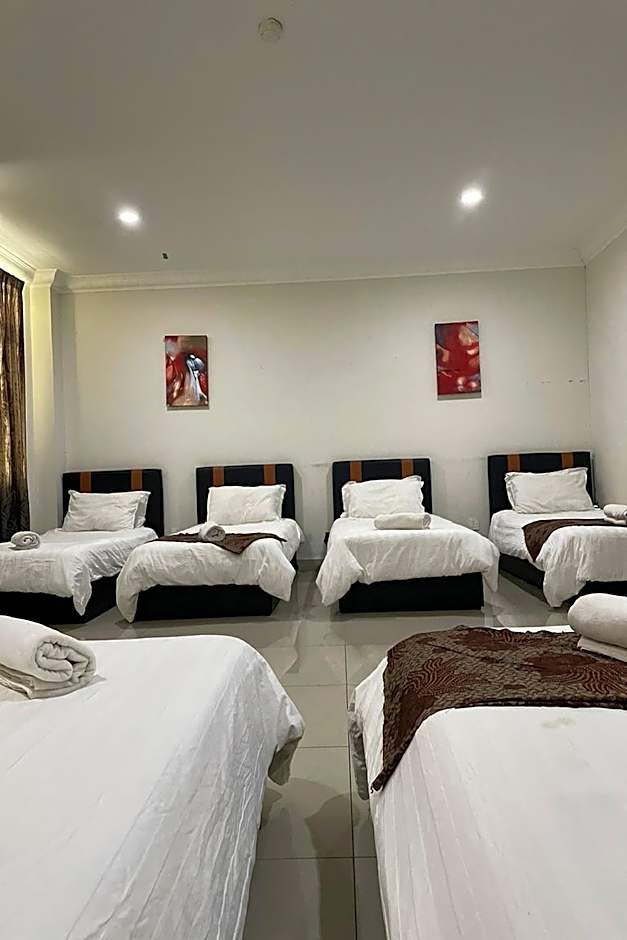 Hotel Mutiara KGMMB