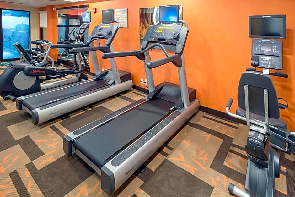 Courtyard by Marriott Winston-Salem Hanes Mall