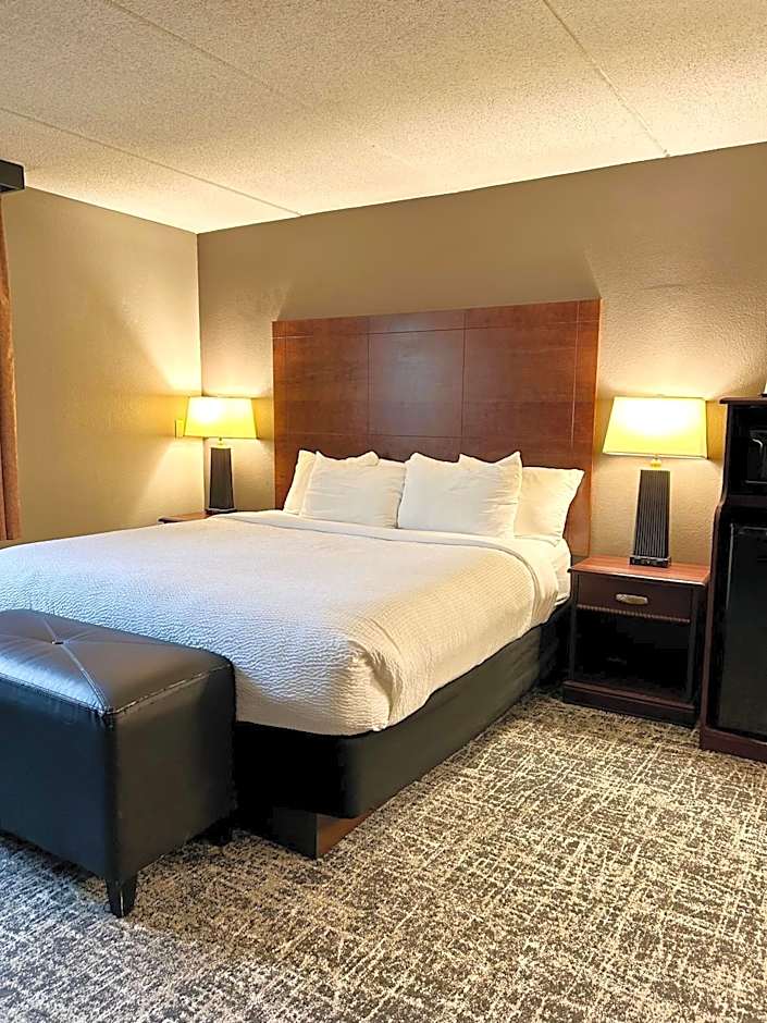 Best Western Plus Kelly Inn