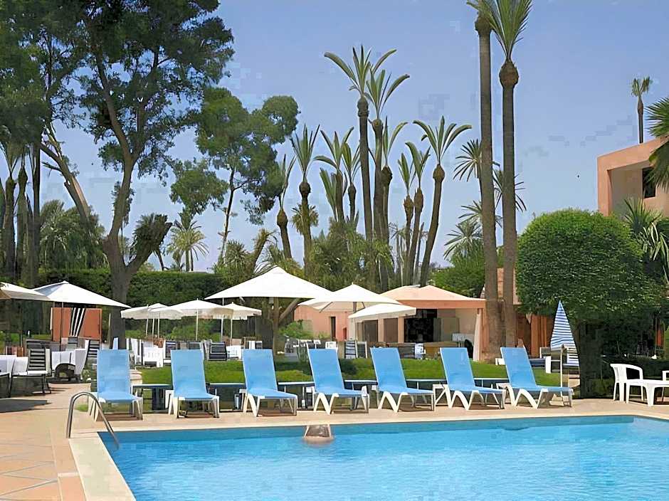 Chems Hotel