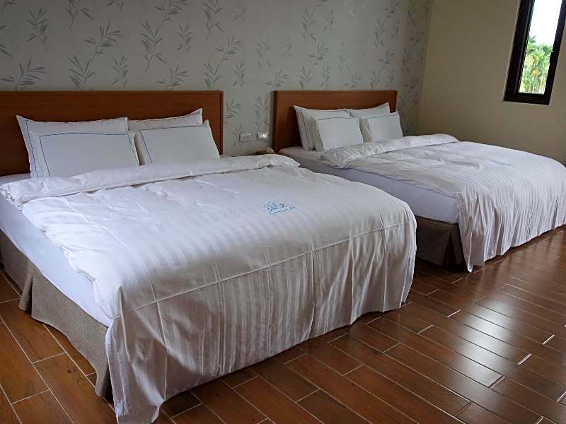 兩腳詩集綠活學旅 l 全自助入住旅館 l