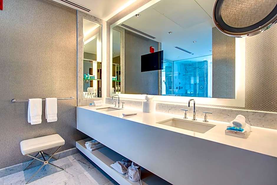 The Midland Hotel, Chicago, a Tribute Portfolio Hotel