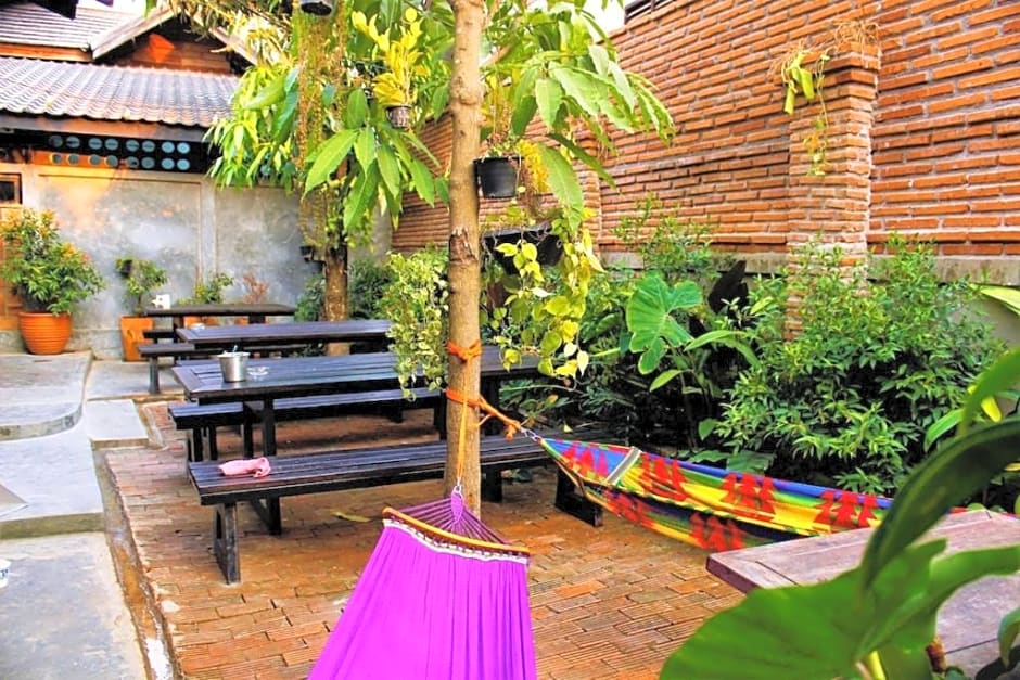 Supermoon Cozy Hostel